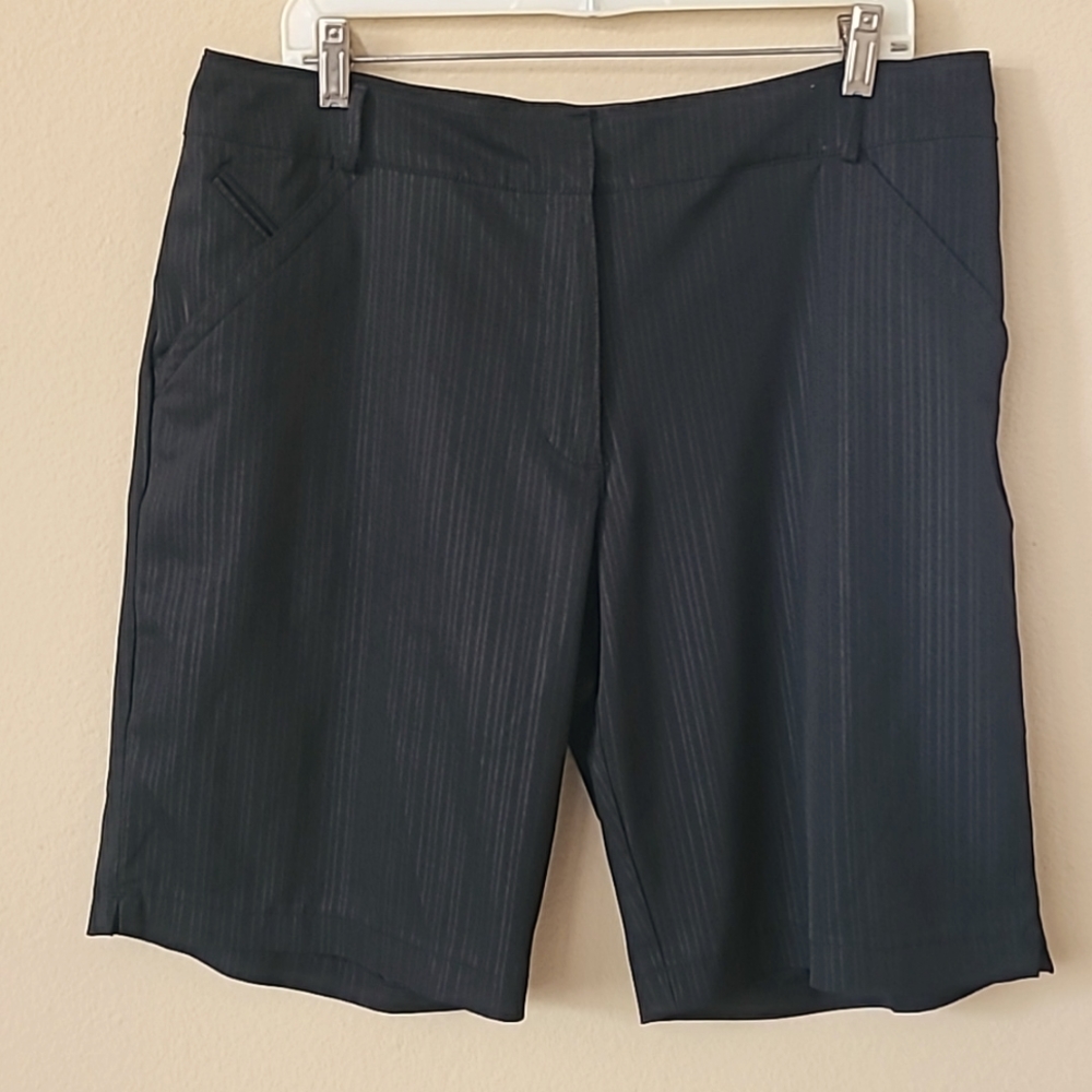 Nike black dri-fit golf shorts